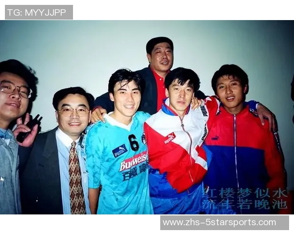 大连与申花激战正酣谁能在这场对决中笑到最后